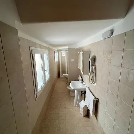 宾馆 Aquila Nera 阿奎莱亚