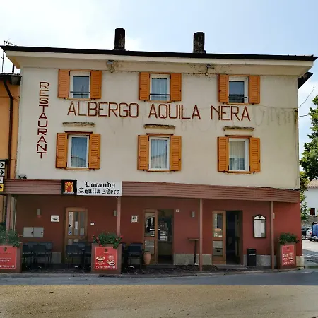 Aquila Nera بيت ريفي
